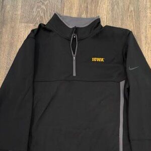 Small Men's Nike Golf THERMA FIT Iowa Hawkeyes 1/4 Zip